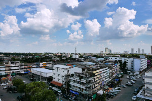 タイ・バンコク・バンカピの町並み